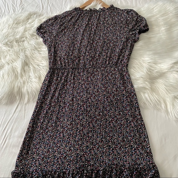 Ditsy Floral • Ruffle Dress - Picture 4 of 10